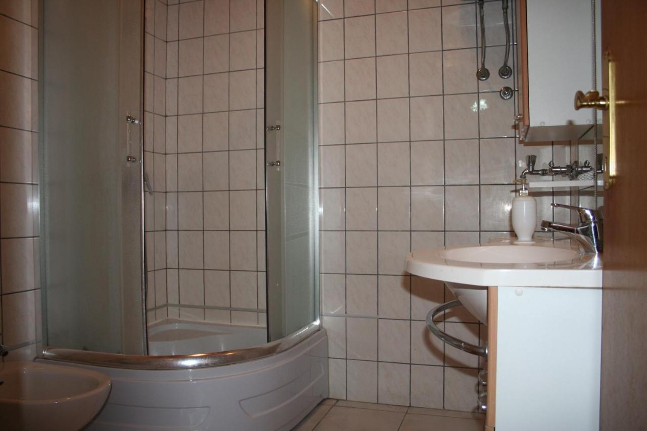 كرك Apartmani Jankov المظهر الخارجي الصورة