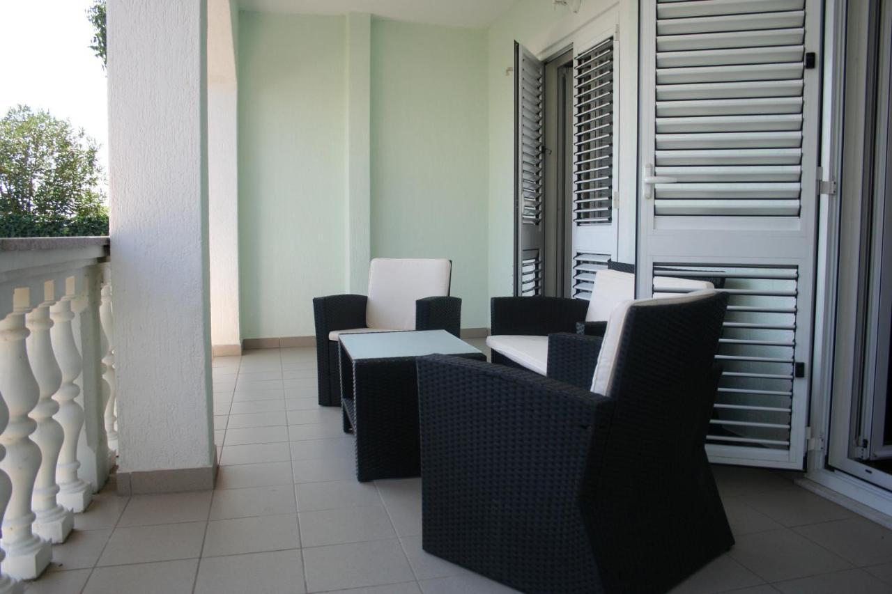 كرك Apartmani Jankov المظهر الخارجي الصورة